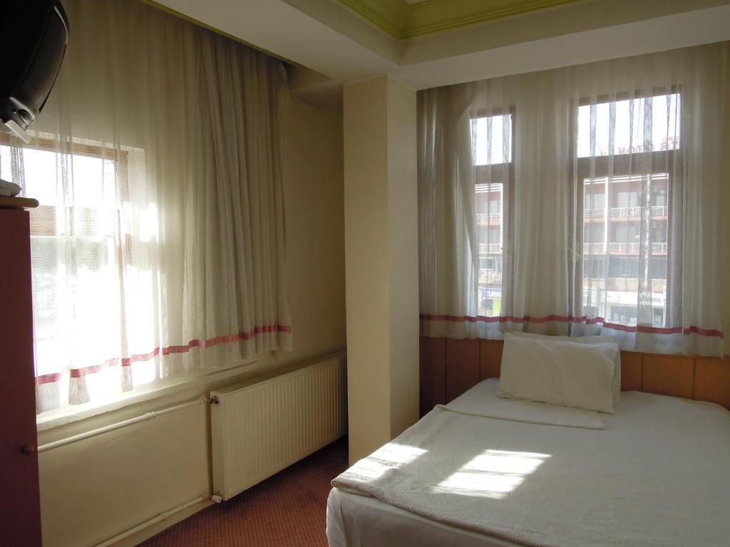Ankara Hotel Konya Exterior foto